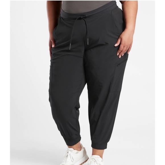 Athleta Pants - NWT Athleta Venture Pant in Black